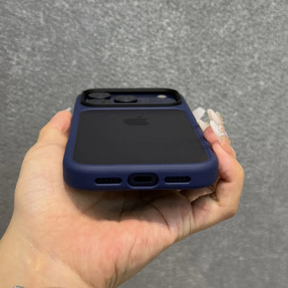 Orangelux™ – Matt Transparent Skal med Metallknappar för iPhone 17 Air / 17 Pro / 17 Pro Max